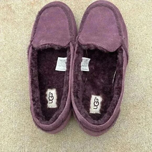 Ugg Ansley Moccasin Slippers - Picture 1 of 14